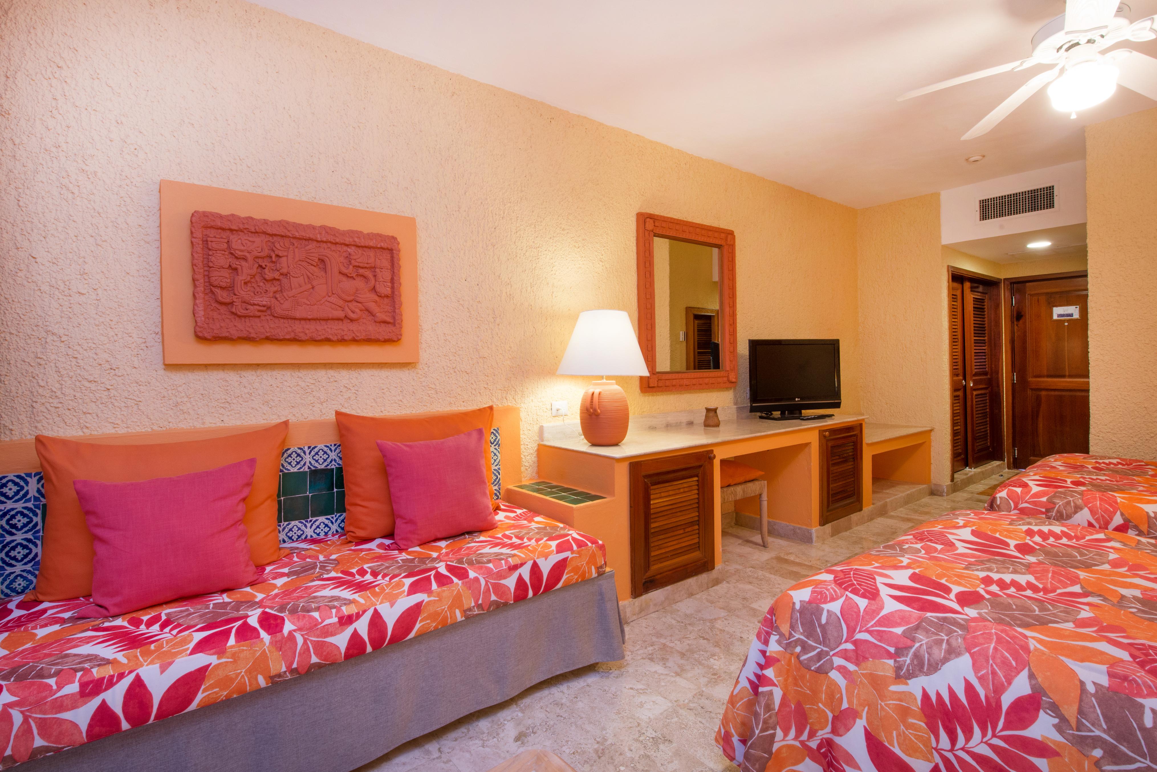 Iberostar Waves Quetzal Hotel Плая дел Кармен Екстериор снимка