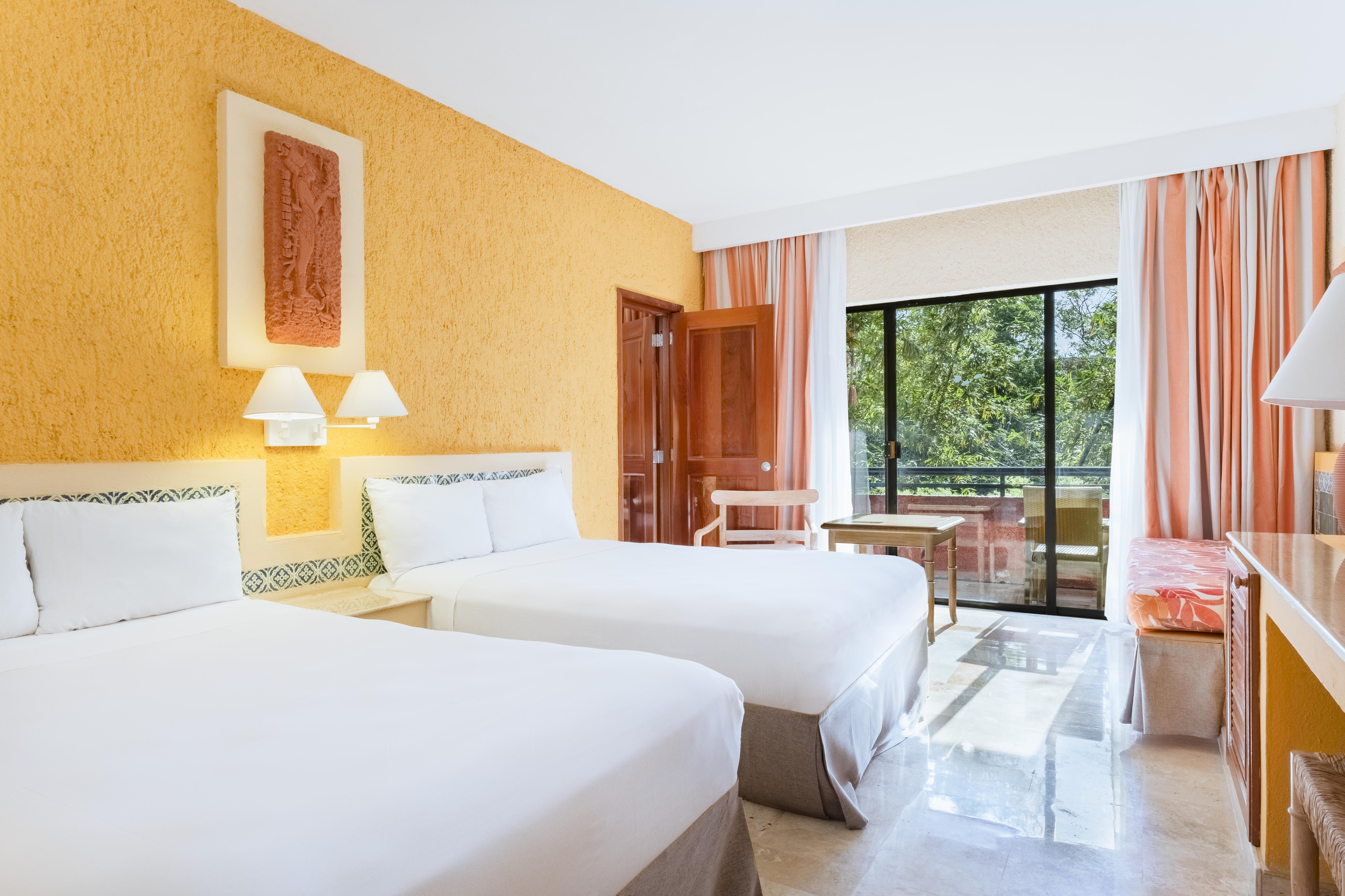 Iberostar Waves Quetzal Hotel Плая дел Кармен Екстериор снимка