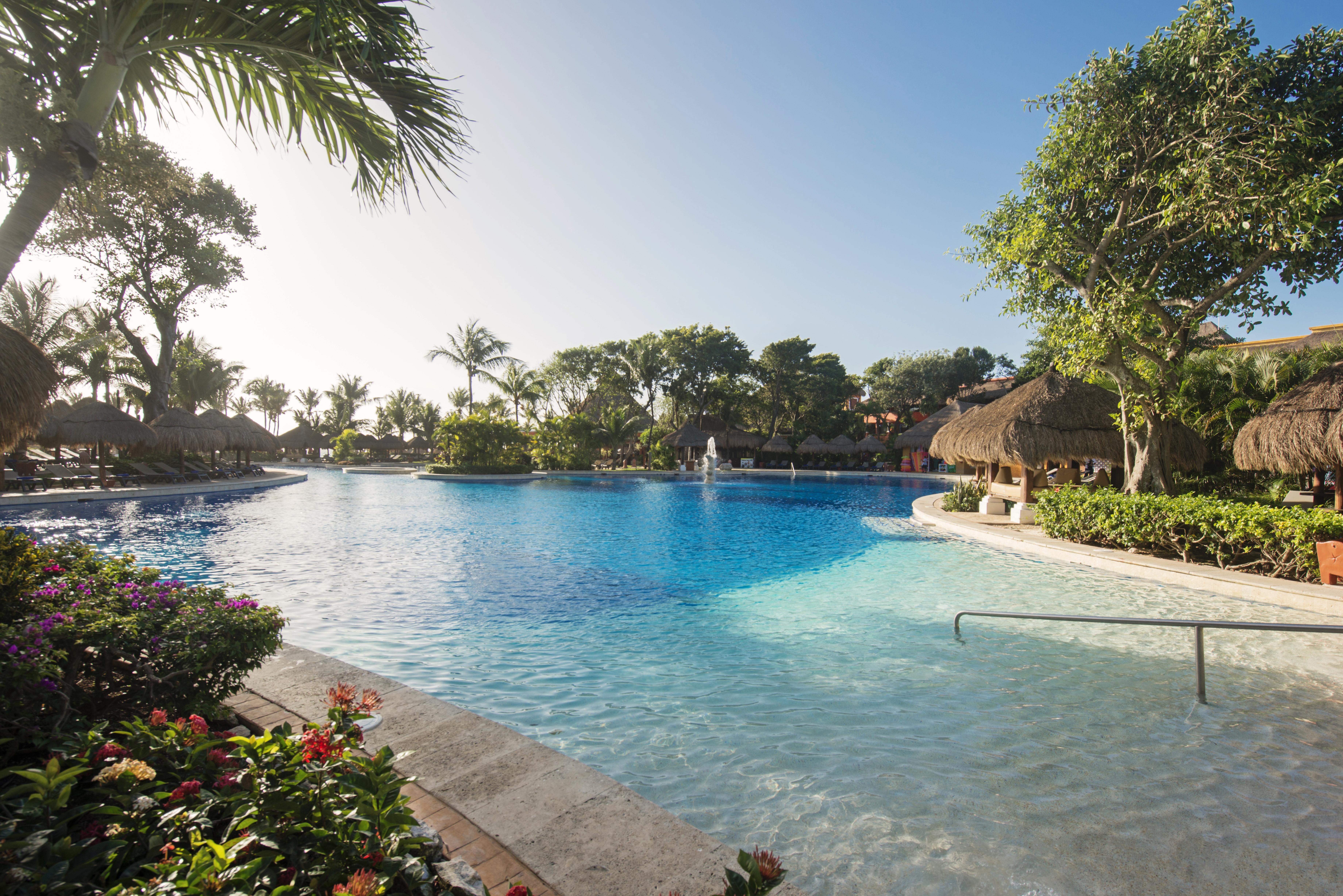 Iberostar Waves Quetzal Hotel Плая дел Кармен Екстериор снимка