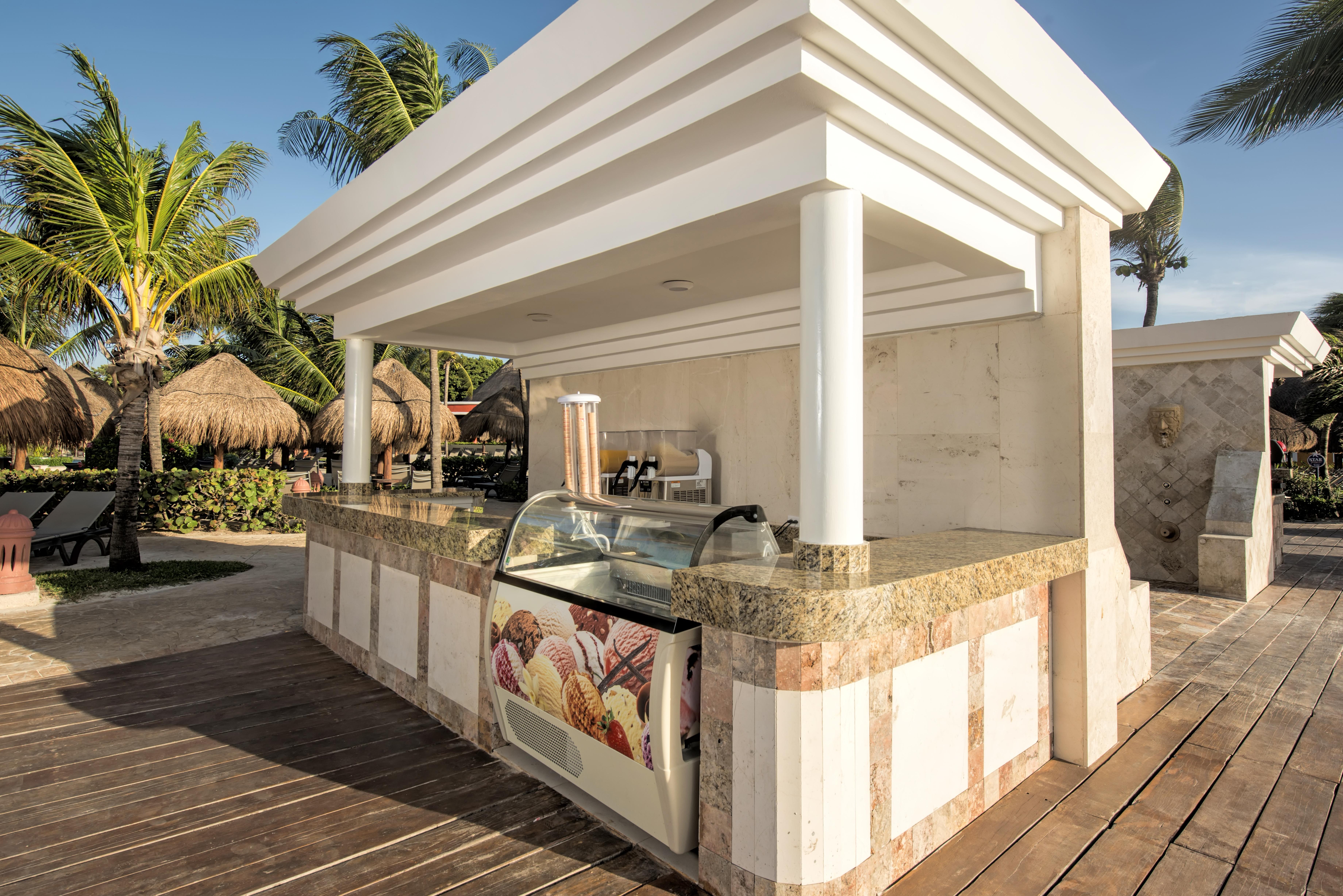 Iberostar Waves Quetzal Hotel Плая дел Кармен Екстериор снимка