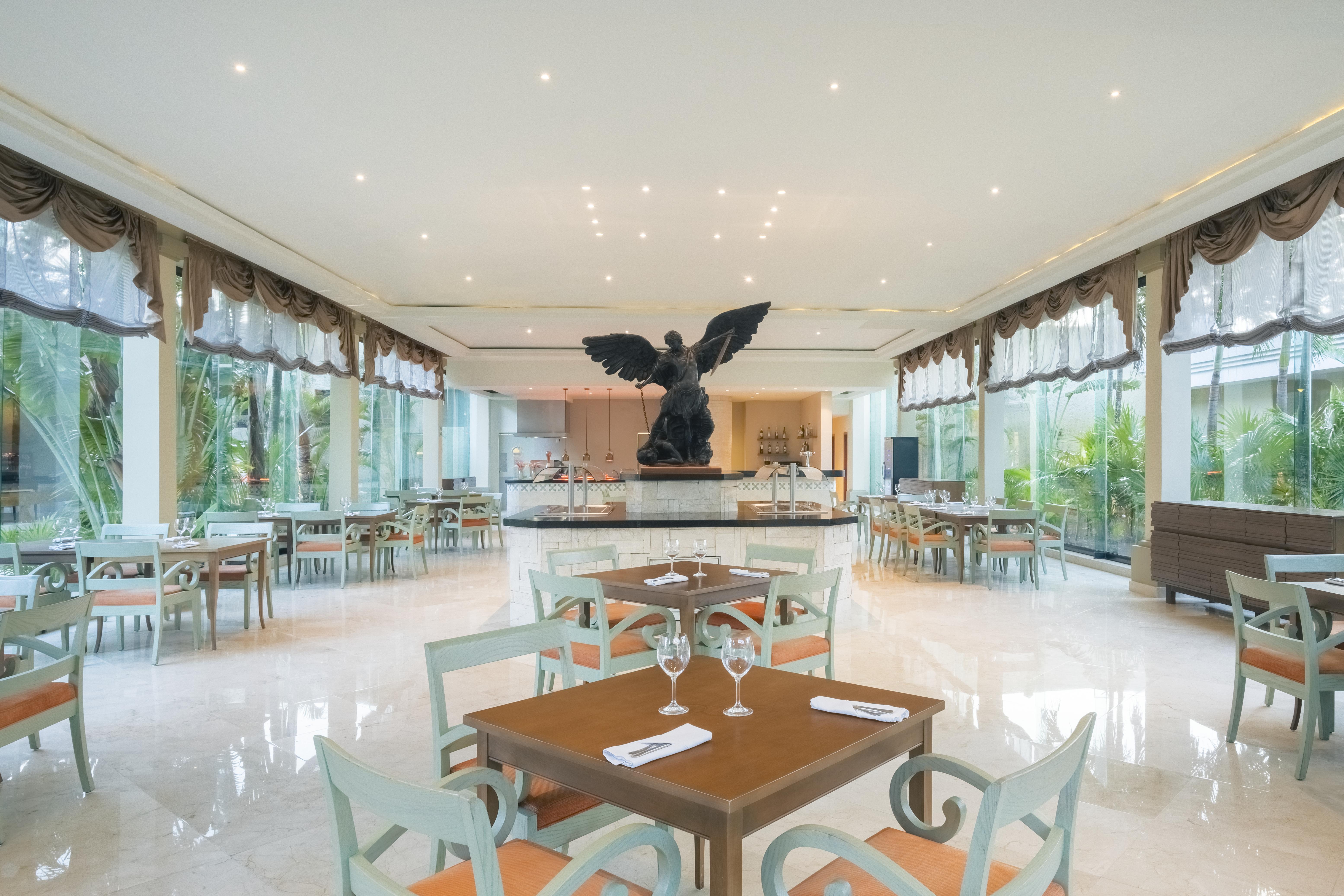 Iberostar Waves Quetzal Hotel Плая дел Кармен Екстериор снимка